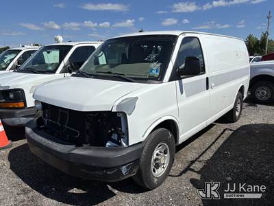 2011 Chevrolet Express G2500 Cargo Van