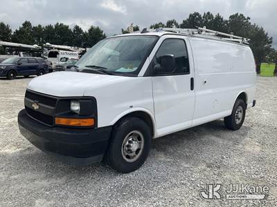 2017 Chevrolet Express G2500 Cargo Van