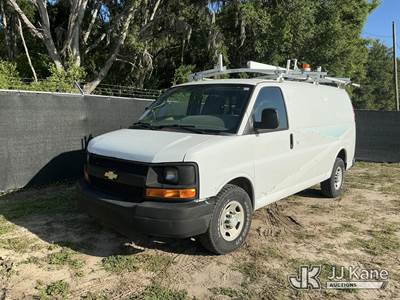 2015 Chevrolet Express G2500 Cargo Van