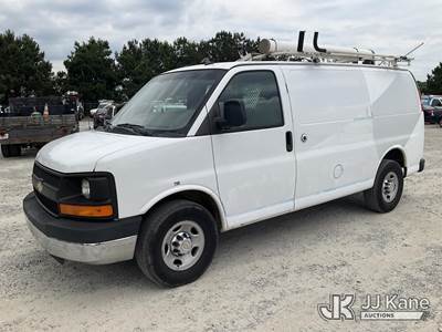 2014 Chevrolet Express G2500 Cargo Van