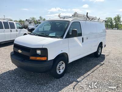 2015 Chevrolet Express G2500 Cargo Van