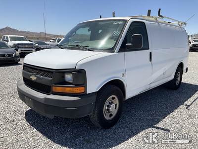 2014 Chevrolet Express G2500 Cargo Van