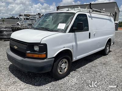 2015 Chevrolet Express G2500 Cargo Van