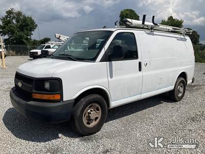 2013 Chevrolet Express G2500 Cargo Van