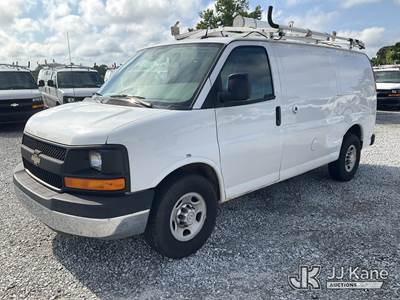 2014 Chevrolet Express G2500 Cargo Van
