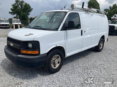 2013 Chevrolet Express G2500 Cargo Van