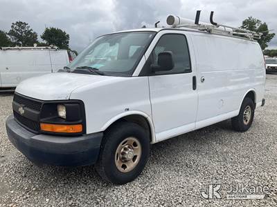 2013 Chevrolet Express G2500 Cargo Van
