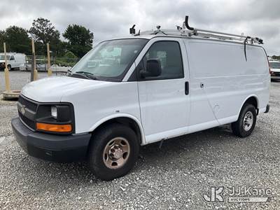 2015 Chevrolet Express G2500 Cargo Van