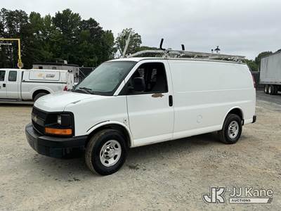 2012 Chevrolet Express G2500 Cargo Van
