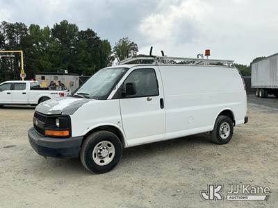 2012 Chevrolet Express G2500 Cargo Van