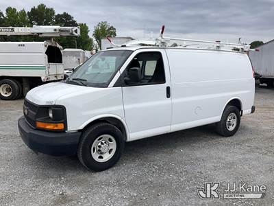 2012 Chevrolet Express G2500 Cargo Van