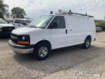 2014 Chevrolet Express G2500 Cargo Van