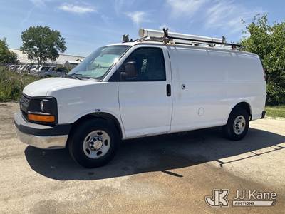 2014 Chevrolet Express G2500 Cargo Van