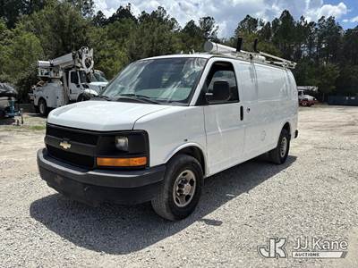 2013 Chevrolet Express G2500 Cargo Window Van