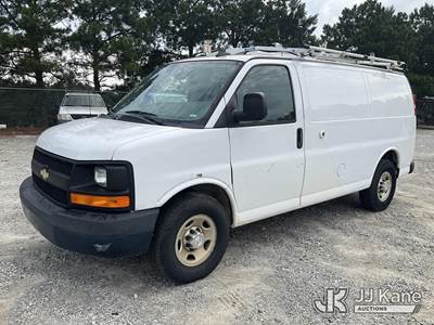 2017 Chevrolet Express G2500 Cargo Van