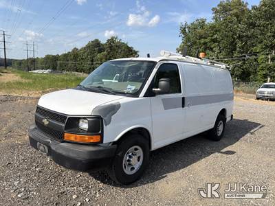 2011 Chevrolet Express G2500 Cargo Van