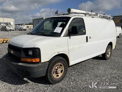 2013 Chevrolet Express G2500 Cargo Van