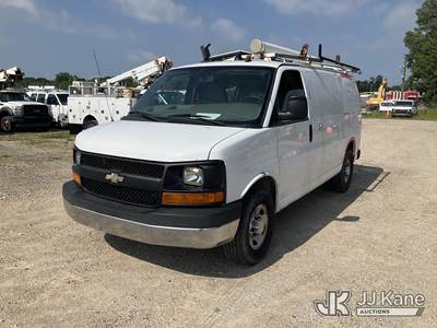 2014 Chevrolet Express G2500 Cargo Van