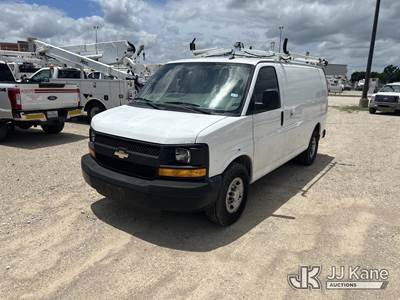 2015 Chevrolet Express G2500 Cargo Van