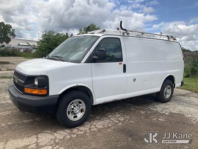 2015 Chevrolet Express G2500 Cargo Van