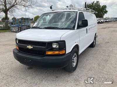 2013 Chevrolet Express G2500 Cargo Van