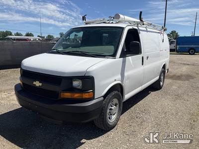 2013 Chevrolet Express G2500 Cargo Van