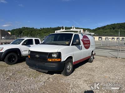 2011 Chevrolet Express G2500 Cargo Van