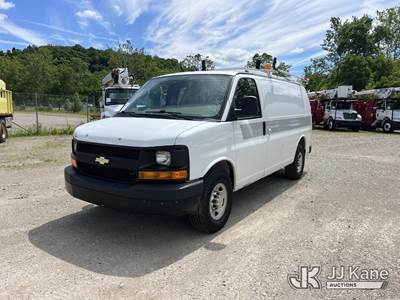 2011 Chevrolet Express G2500 Cargo Van