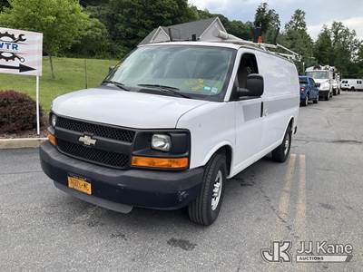 2011 Chevrolet Express G2500 Cargo Van