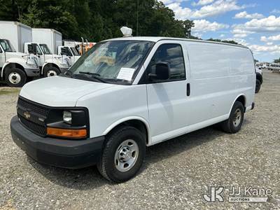 2016 Chevrolet Express G2500 Cargo Van
