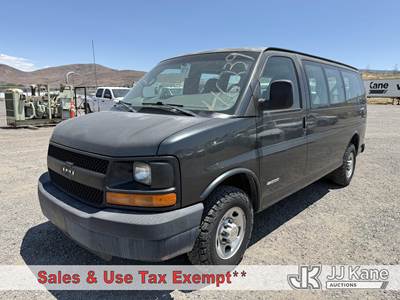 2004 Chevrolet Express G2500 Passenger Van