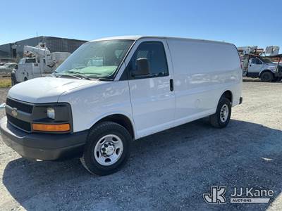 2015 Chevrolet Express G2500 Cargo Van