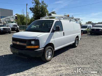 2016 Chevrolet Express G2500 Cargo Van