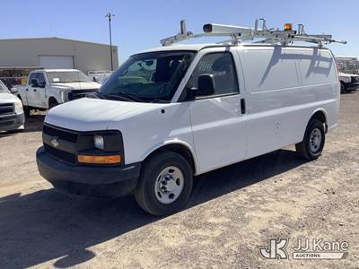 2015 Chevrolet Express G2500 Cargo Van