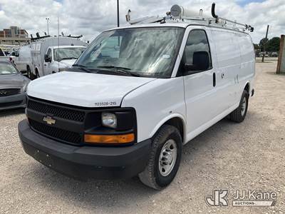 2015 Chevrolet Express G2500 Cargo Van