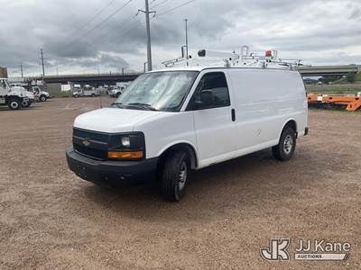 2015 Chevrolet Express G2500 Cargo Van