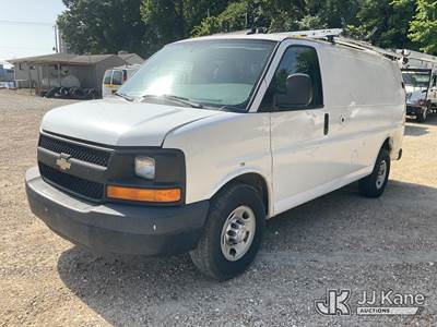 2015 Chevrolet Express G2500 Cargo Van