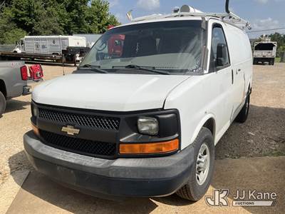 2013 Chevrolet Express G2500 Cargo Van