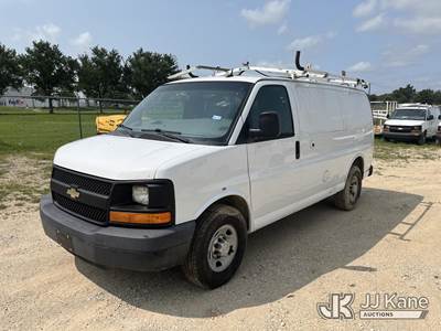 2015 Chevrolet Express G2500 Cargo Van