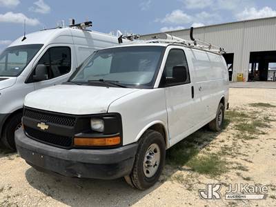 2013 Chevrolet Express G2500 Cargo Van