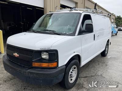 2017 Chevrolet Express G2500 Cargo Van