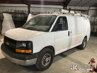 2014 Chevrolet Express G2500 Cargo Van