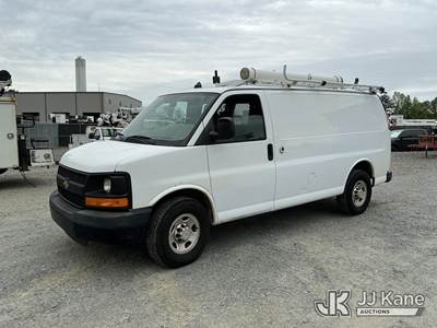 2013 Chevrolet Express G2500 Cargo Van