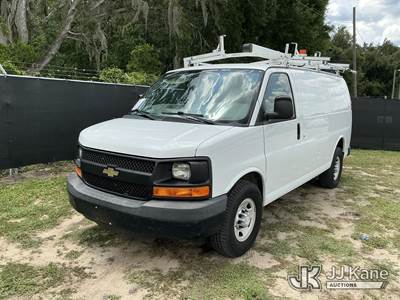 2015 Chevrolet Express G2500 Cargo Van