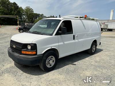 2013 Chevrolet Express G2500 Cargo Van