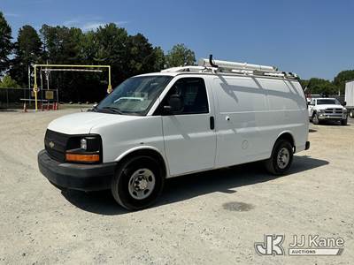 2013 Chevrolet Express G2500 Cargo Van
