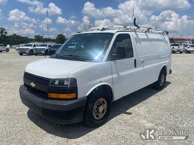 2018 Chevrolet Express G2500 Cargo Van