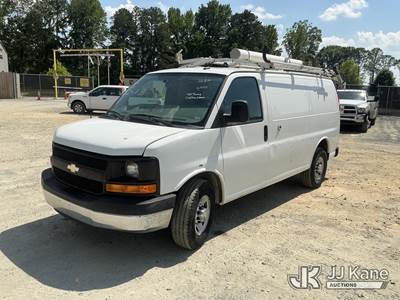 2014 Chevrolet Express G2500 Cargo Van