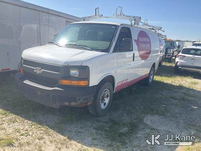 2011 Chevrolet Express G2500 Cargo Van