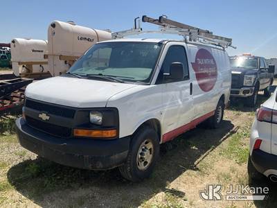 2011 Chevrolet Express G2500 Cargo Van